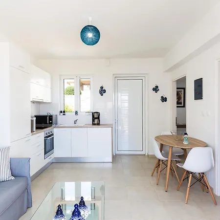 Triton Sea View * Γεωργιούπολη